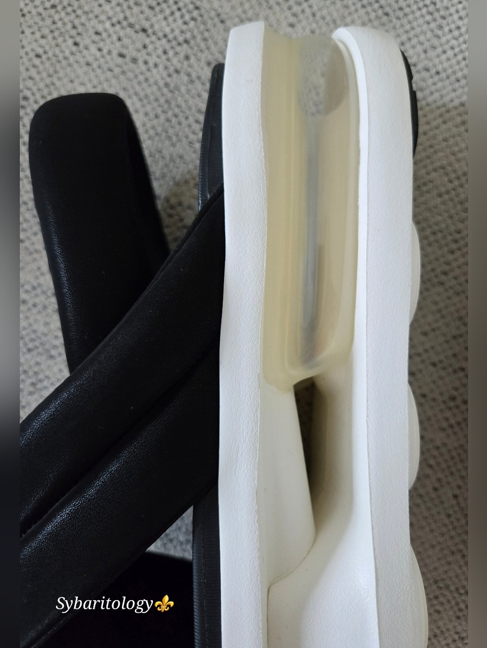 NWT NIKE AIR MAX ISLA Women's Black Platform Slide Sandals Size: 11/43 - Picture 12 of 13